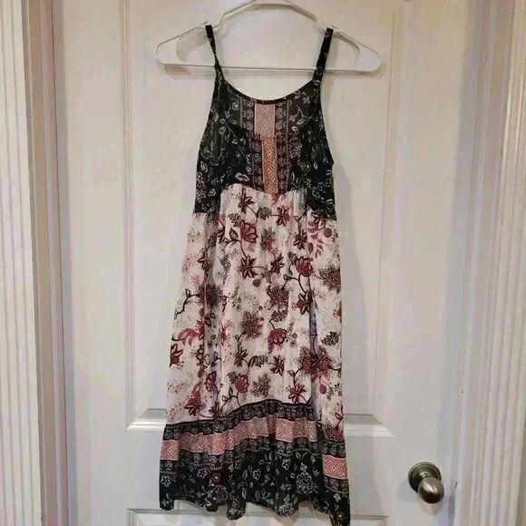 𝅺Maurice's Women's Black/White Floral Rayon Adj Strap SunDress EUC sz XS - Picture 9 of 11